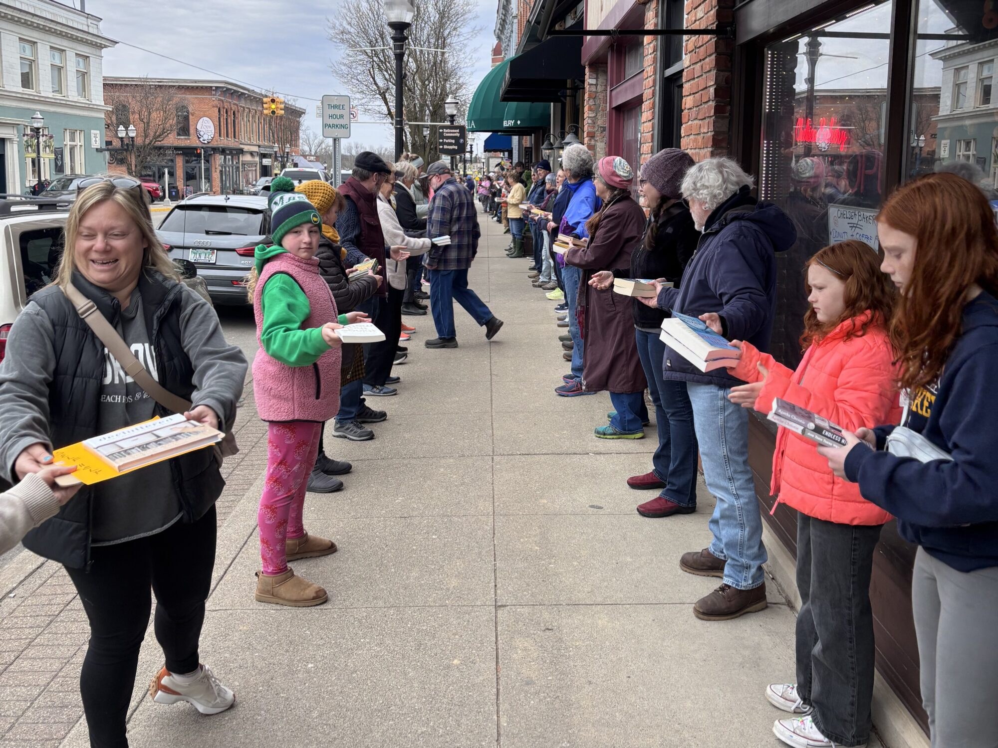 Illustrative photo: Chelsea Human Chain Moves 9,100 Books in Two Hours