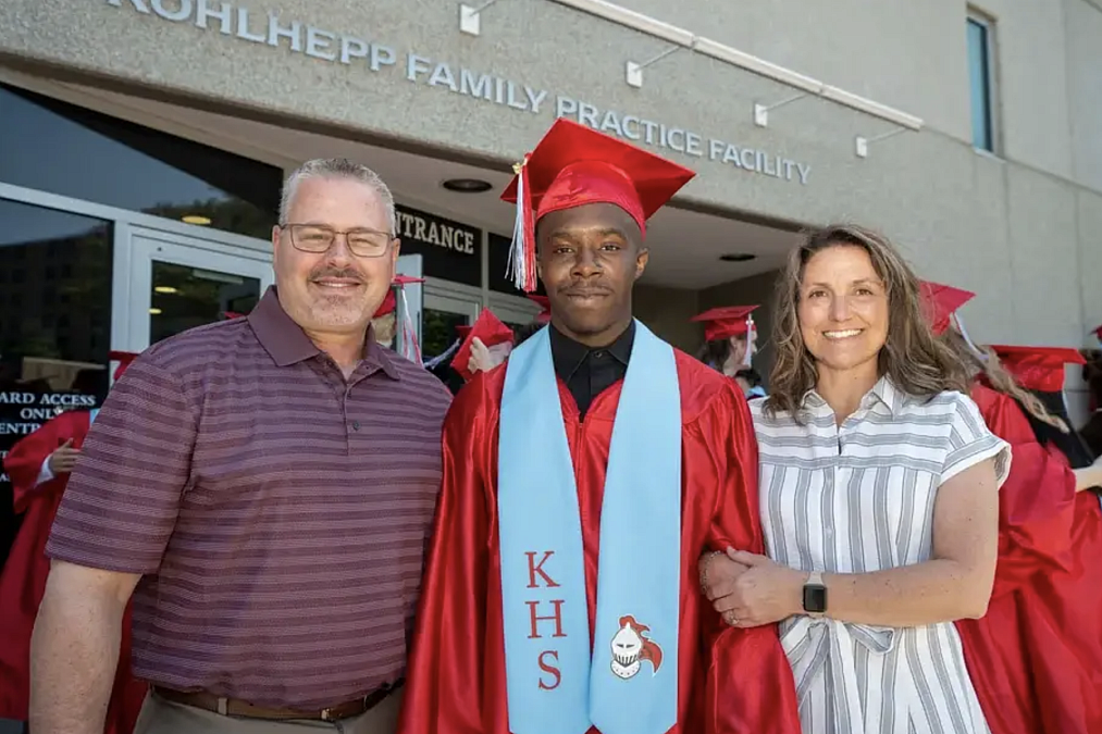 Illustrative photo: The Principal Who Lost His Job to Keep a Student — Then Became His Guardian